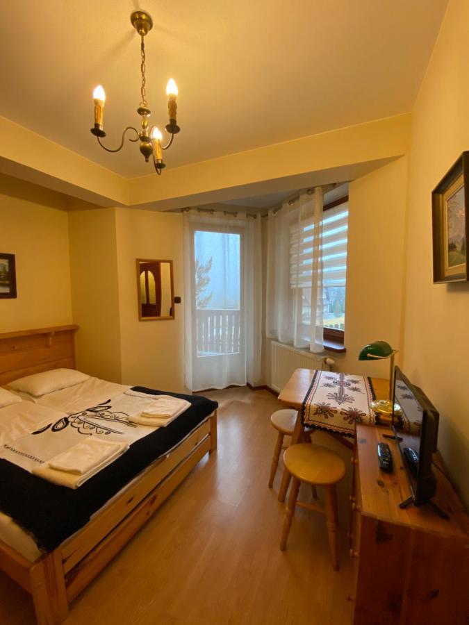 Appartamento Dom Z Witrazami Bukowina Tatrzańska Esterno foto
